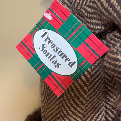 LOT 64B: Mrs Claus in Rocking Chair, White Santa, Woodland Santa & Chimney Sculpture