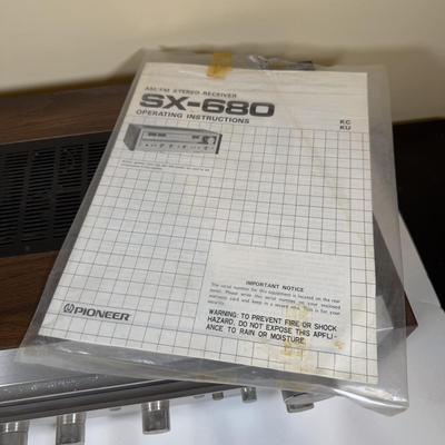 LOT 66B: Pioneer AM/FM Stereo Receiver SX-680