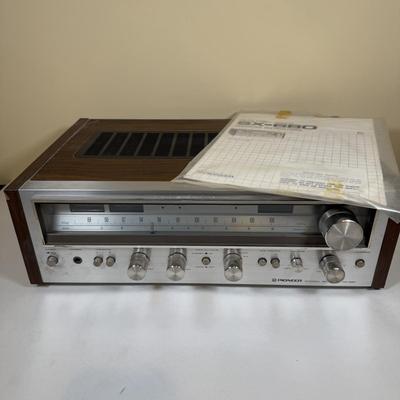 LOT 66B: Pioneer AM/FM Stereo Receiver SX-680