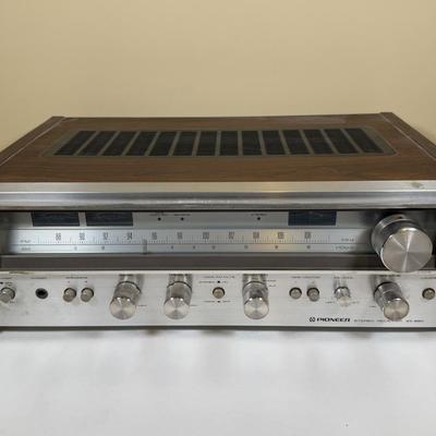 LOT 66B: Pioneer AM/FM Stereo Receiver SX-680