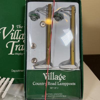 LOT 67B: Dept 56 Heritage Village Collection Village Express & Accessories