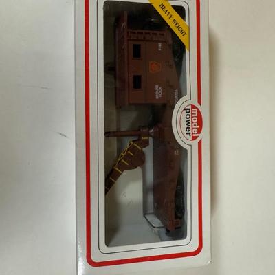 LOT 68B: Vintage HO Scale Model Train Cars