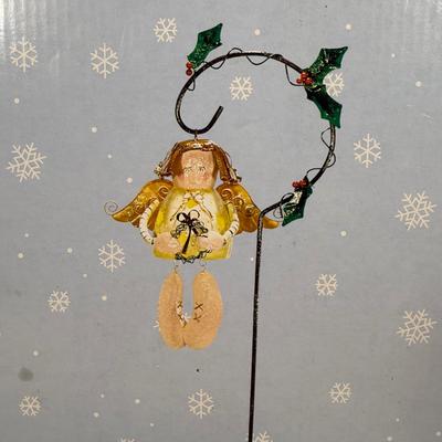LOT 69B: Angel Holiday Decor Collection
