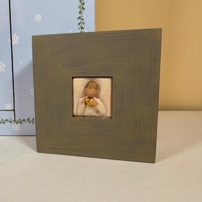 LOT 69B: Angel Holiday Decor Collection
