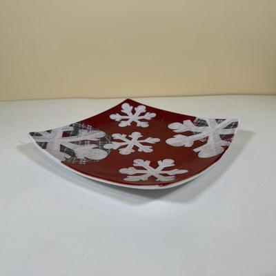 LOT 70B: Lenox Holiday Thermos & Lamb Figurine, Pfaltzgraff Holiday Dishes, Christmas Mugs & More