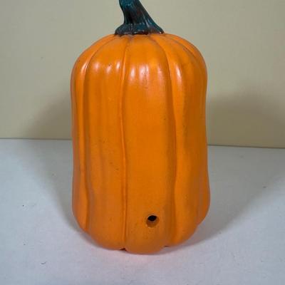 LOT 73B: Autumn Halloween Home Decor Collection - Jim Shore Bountiful Angel w/ Box, 1988 Scioto Mold Grumpy Jack O Lantern & More