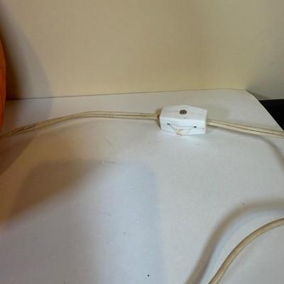 LOT 73B: Autumn Halloween Home Decor Collection - Jim Shore Bountiful Angel w/ Box, 1988 Scioto Mold Grumpy Jack O Lantern & More