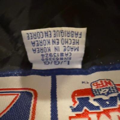 LOT 74B: 1990s Eagles NFL Football Game Day 7 Logo Windbreaker Jacket (Size Large)