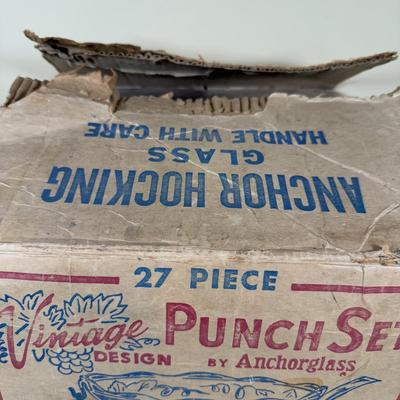 LOT 77B: Vintage Anchor Hocking 27-Piece Punch Set w/ Box