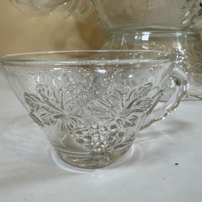 LOT 77B: Vintage Anchor Hocking 27-Piece Punch Set w/ Box