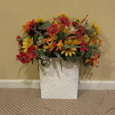 LOT 79B: Large Collection of Spring Faux Flowers & Wreaths