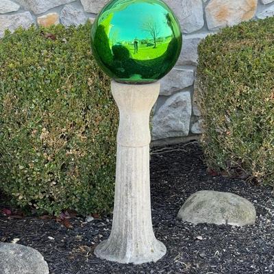 LOT 121Y: Green Mirrored Gazing Ball w/ Concrete Stand