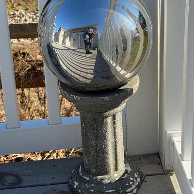 LOT 122Y: Silver Mirrored Gazing Ball on Concrete Stand
