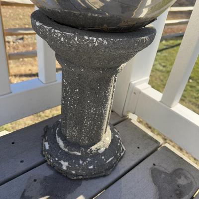 LOT 122Y: Silver Mirrored Gazing Ball on Concrete Stand