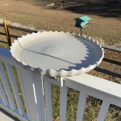 LOT 123Y: 18” Deck Mounted Bird Bath
