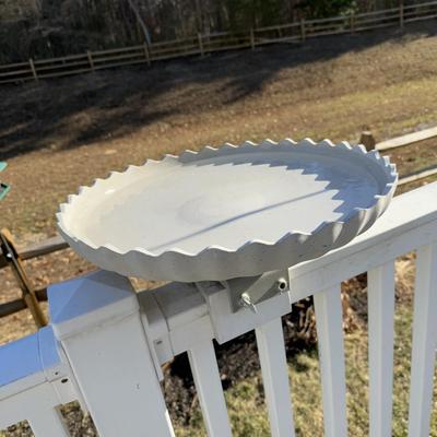 LOT 123Y: 18” Deck Mounted Bird Bath