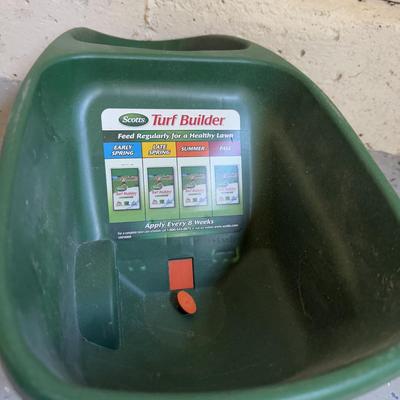 LOT 124G: Gardening Tools, Shovels & More