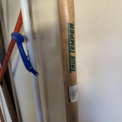 LOT 124G: Gardening Tools, Shovels & More