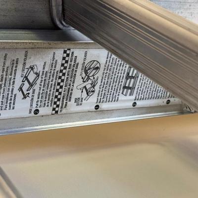 LOT 125G: 2 Werner Ladders - 6’ & Extension Ladder