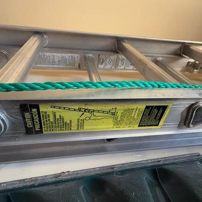 LOT 125G: 2 Werner Ladders - 6’ & Extension Ladder