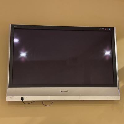 LOT 163B: Panasonic 60" Television (Works)