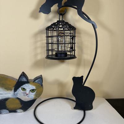 LOT 164B: Cat Themed Home Decor Collection