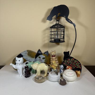 LOT 164B: Cat Themed Home Decor Collection