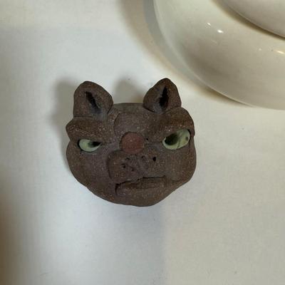 LOT 164B: Cat Themed Home Decor Collection