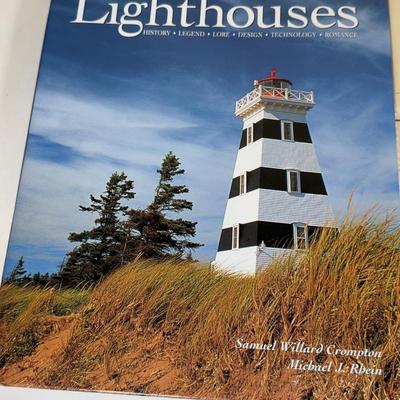 LOT 165B: Lefton Sandy Hook Lighthouse, Shaped Driftwood, Swirl Glitter Bird Sculpture, Carruth Frog Baby Sculpture & More