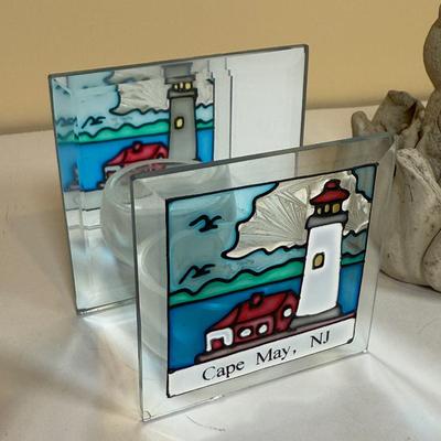 LOT 165B: Lefton Sandy Hook Lighthouse, Shaped Driftwood, Swirl Glitter Bird Sculpture, Carruth Frog Baby Sculpture & More