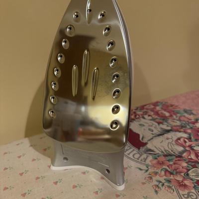 LOT 168B: Floral Cat Ironing Board, Buttoneer, Shoe Shine Kit & Hamilton Beach Iron Model 14010