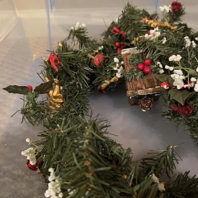 LOT 171B: Holiday Garland & Wreaths