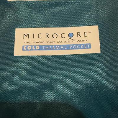 LOT 172B: Pyrex & Rival Insulated Bags, Serving Basket, Glass Tea Dispenser & More