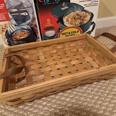 LOT 172B: Pyrex & Rival Insulated Bags, Serving Basket, Glass Tea Dispenser & More