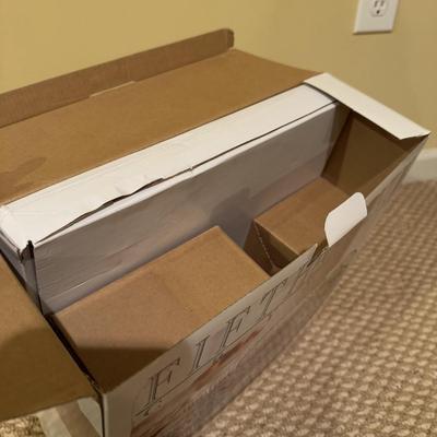 LOT 172B: Pyrex & Rival Insulated Bags, Serving Basket, Glass Tea Dispenser & More