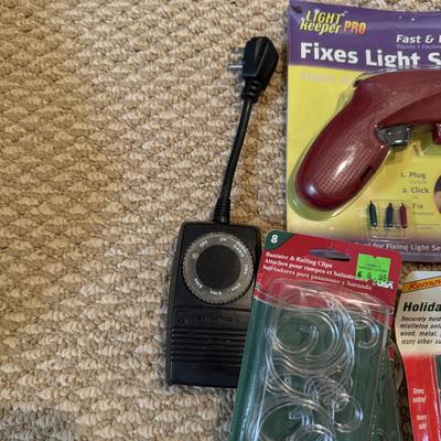 LOT 173B: Holiday Lights, Decor & Accessories