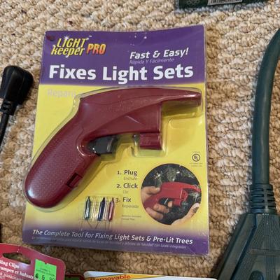 LOT 173B: Holiday Lights, Decor & Accessories