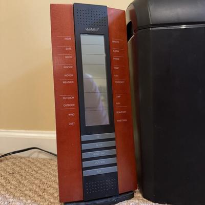 LOT 175B: Office Supply Lot - Staples Shredder, CombBind C50 Binding Tool, Xacto Paper Cutter & More