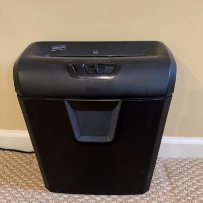 LOT 175B: Office Supply Lot - Staples Shredder, CombBind C50 Binding Tool, Xacto Paper Cutter & More