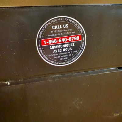 LOT 175B: Office Supply Lot - Staples Shredder, CombBind C50 Binding Tool, Xacto Paper Cutter & More