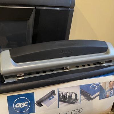 LOT 175B: Office Supply Lot - Staples Shredder, CombBind C50 Binding Tool, Xacto Paper Cutter & More