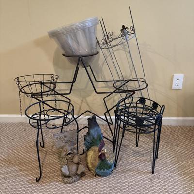 LOT 176B: Metal Plant Stands, Plastic Pots & Garden Decor