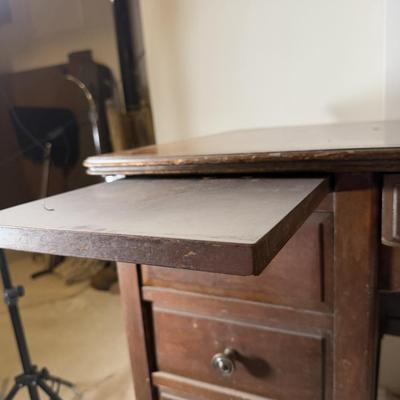 LOT 178B: Vintage Physician’s Desk