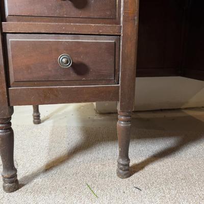 LOT 178B: Vintage Physician’s Desk