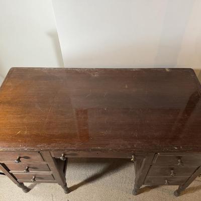 LOT 178B: Vintage Physician’s Desk