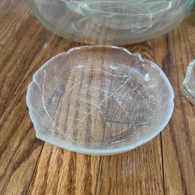 LOT 180N: Collection of Glass Bowls & Shaped Dishes - Apple Set, Arc Set & Tinted Bowls