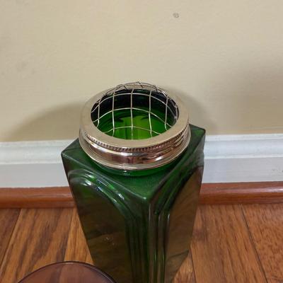 LOT 183N: Beautiful Tinted Glass Tulip Heart Shaped Bowl w/ Collection of Color Glass Pieces