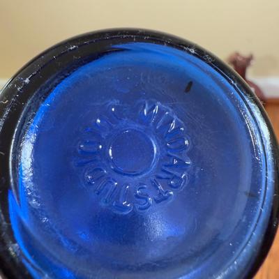 LOT 183N: Beautiful Tinted Glass Tulip Heart Shaped Bowl w/ Collection of Color Glass Pieces