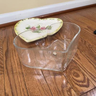 LOT 184N: Divided Glass Serving Bowls, Heart Shaped Glass Bowl & Heart Platter