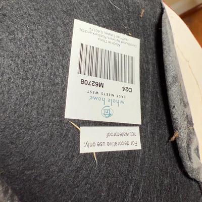 LOT 186L: Home Decor Collection - Vases, Candlesticks & More